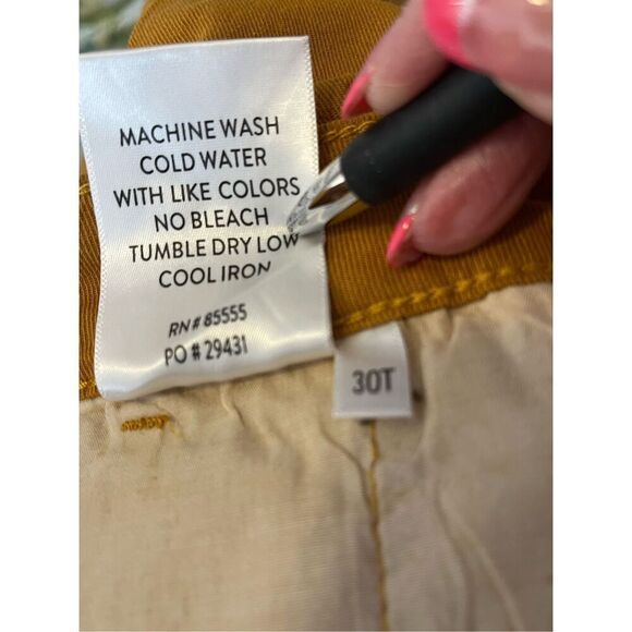 Brand New Cosmic Blue Love Women's 30T Mustard Yellow Tailored Cuffed Pants - Picture 7 of 9